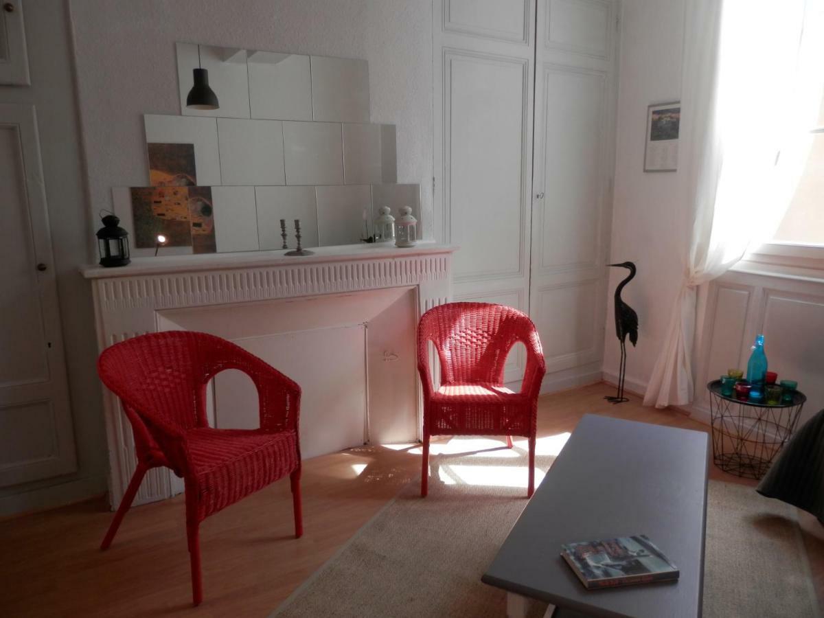 Couette Et Cafe Cyrano Leilighet Bergerac Eksteriør bilde